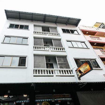 Oyo 244 Roar Inn パトン エクステリア 写真